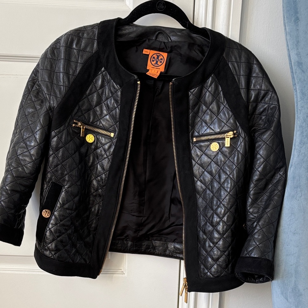 Tory Burch Black Quilted Leather  Jacket with 3/4 Sleeves. Size 6